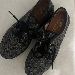 TOMS women’s  Black and Gray Sneakers